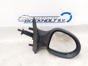 Used Wing mirror, right Renault Twingo II (CN) 1.2 Price on request offered by Boekholt autodemontage B.V