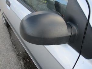 Used Wing mirror, right Hyundai Getz 1.3i 12V Price on request offered by Boekholt autodemontage B.V