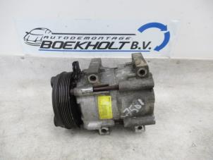 Usagé Pompe clim Ford Escort 6 (AAL/ABL) 1.6 16V Prix € 49,00 Règlement à la marge proposé par Boekholt autodemontage B.V