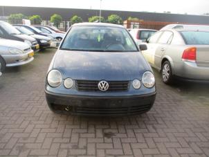 Used Grille Volkswagen Polo IV (9N1/2/3) 1.9 SDI Price on request offered by Boekholt autodemontage B.V