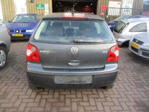 Used Antenna Volkswagen Polo IV (9N1/2/3) 1.9 SDI Price on request offered by Boekholt autodemontage B.V