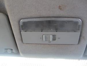 Usados Luz interior delante Volkswagen Polo IV (9N1/2/3) 1.9 SDI Precio de solicitud ofrecido por Boekholt autodemontage B.V