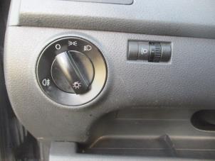 Used Light switch Volkswagen Polo IV (9N1/2/3) 1.9 SDI Price on request offered by Boekholt autodemontage B.V