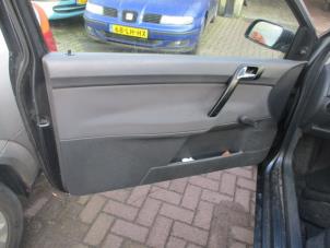 Used Window winder Volkswagen Polo IV (9N1/2/3) 1.9 SDI Price on request offered by Boekholt autodemontage B.V