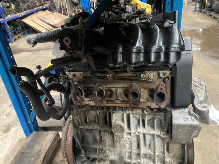 Engine from a Seat Leon (1M1) 1.6 2000