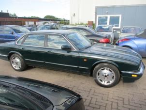 Used Front wing indicator, right Jaguar XJ6 (X300) 3.2 24V Price on request offered by Boekholt autodemontage B.V