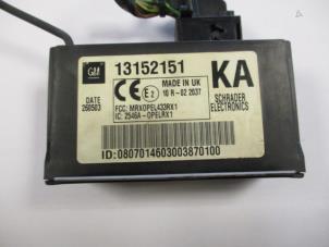 Used Tyre pressure module Opel Signum (F48) 2.2 DGI 16V Price on request offered by Boekholt autodemontage B.V