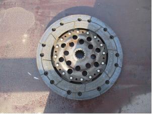 Used Clutch plate Opel Signum (F48) 2.2 DGI 16V Price on request offered by Boekholt autodemontage B.V