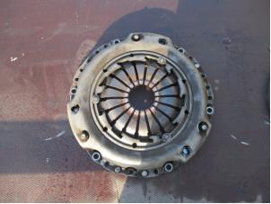 Used Pressure plate Opel Signum (F48) 2.2 DGI 16V Price on request offered by Boekholt autodemontage B.V