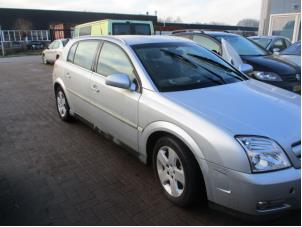 Used Front door 4-door, right Opel Signum (F48) 2.2 DGI 16V Price on request offered by Boekholt autodemontage B.V
