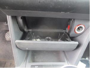 Used Front ashtray Volkswagen Touran (1T1/T2) 1.6 FSI 16V Price on request offered by Boekholt autodemontage B.V