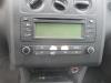 Radio/Lecteur CD d'un Volkswagen Touran (1T1/T2), 2003 / 2010 1.6 FSI 16V, MPV, Essence, 1.598cc, 85kW (116pk), FWD, BAG, 2003-02 / 2004-05, 1T1 2003