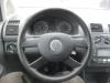 Volkswagen Touran (1T1/T2) 1.6 FSI 16V Steering wheel