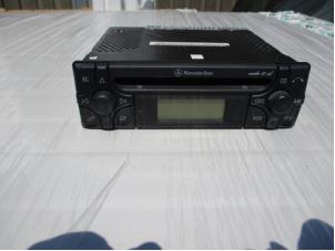 Used Radio CD player Mercedes A-Klasse Price on request offered by Boekholt autodemontage B.V