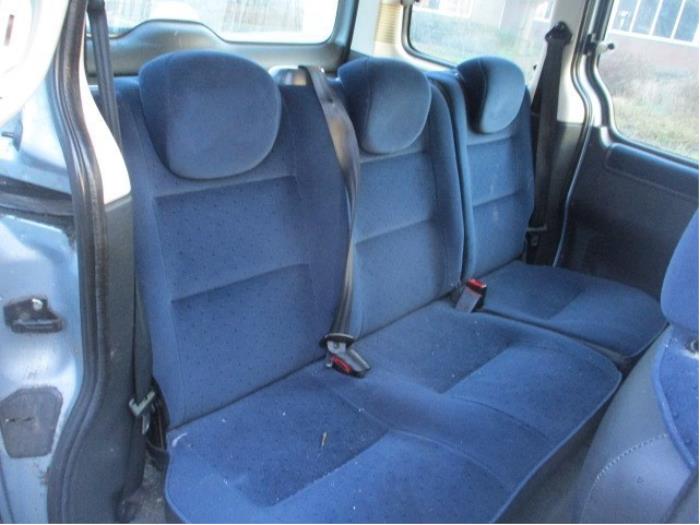 Rear bench seat from a Peugeot Partner Combispace 1.6 16V 2005