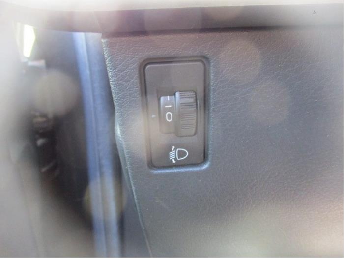 Interruptor faro lhv de un Peugeot 207 SW (WE/WU) 1.6 HDi 16V 2010