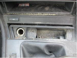 Used Front ashtray BMW 3 serie (E46/2) 318 Ci Price on request offered by Boekholt autodemontage B.V