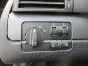 Usados Interruptor luz antiniebla BMW 3 serie (E46/2) 318 Ci Precio de solicitud ofrecido por Boekholt autodemontage B.V