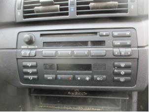 Usagé Radio/Lecteur CD BMW 3 serie (E46/2) 318 Ci Prix sur demande proposé par Boekholt autodemontage B.V