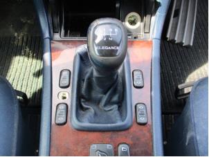 Gebrauchte Elektrisches Fenster Schalter Mercedes E Combi (S210) 2.3 E-230 16V Preis auf Anfrage angeboten von Boekholt autodemontage B.V