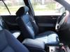 Headrest from a Mercedes E Combi (S210), 1996 / 2003 2.3 E-230 16V, Combi/o, Petrol, 2.295cc, 110kW (150pk), RWD, M111970, 1996-06 / 1997-06, 210.237 1996