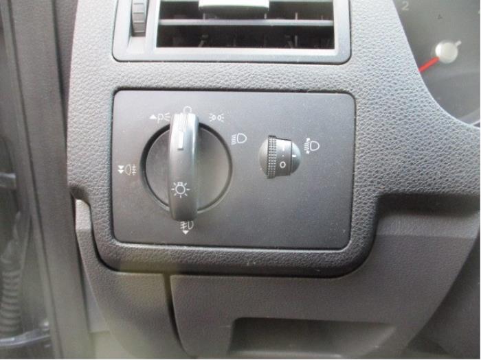 Interruptor de luz de un Ford C-Max (DM2)  2006