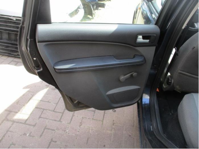 Tapicerka drzwi lewych tylnych wersja 4-drzwiowa z Ford C-Max (DM2)  2006