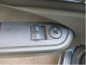Usados Interruptor de retrovisor Ford C-Max (DM2) Precio de solicitud ofrecido por Boekholt autodemontage B.V