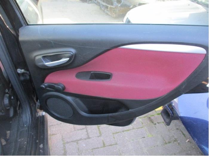 Manivelle de vitre d'un Fiat Punto Evo (199)  2011