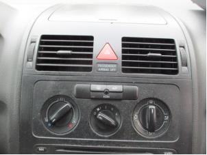 Used Heater control panel Volkswagen Touran (1T1/T2) 1.6 FSI 16V Price € 50,00 Margin scheme offered by Boekholt autodemontage B.V