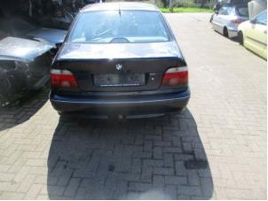 Gebrauchte Rücklicht links BMW 5 serie (E39) 520i 24V Preis auf Anfrage angeboten von Boekholt autodemontage B.V
