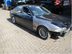 Used Rear door handle 4-door, right BMW 5 serie (E39) 520i 24V Price on request offered by Boekholt autodemontage B.V
