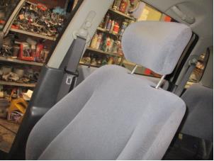 Używane Fotel prawy Suzuki Liana (ERC/ERD/RH4) 1.3 MPi 16V Cena na żądanie oferowane przez Boekholt autodemontage B.V