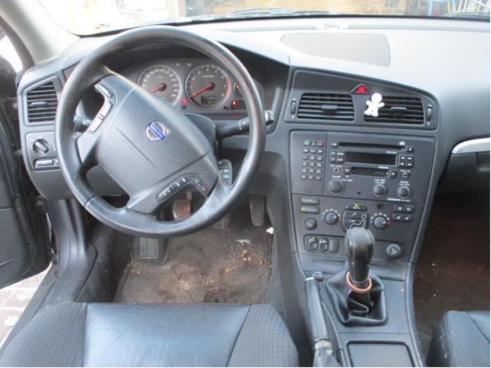 Używane Panel climatronic Volvo V70 (SW) 2.4 20V 140 Cena € 65,00 Procedura marży oferowane przez Boekholt autodemontage B.V