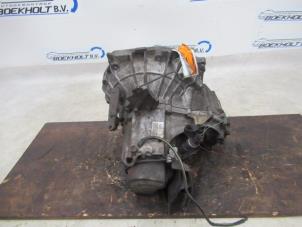 Getriebe van een Daihatsu YRV (M2) 1.3 16V DVVT 2002