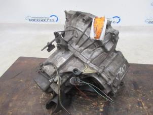 Getriebe van een Daihatsu YRV (M2) 1.3 16V DVVT 2002