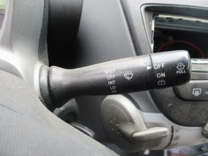 Usados Interruptor de limpiaparabrisas Peugeot 107 1.0 12V Precio de solicitud ofrecido por Boekholt autodemontage B.V