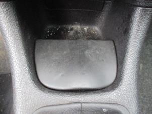 Used Front ashtray Peugeot 206 SW (2E/K) 2.0 HDi Price € 15,00 Margin scheme offered by Boekholt autodemontage B.V
