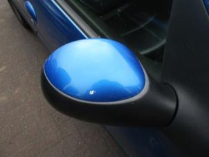 Used Wing mirror, right Peugeot 206 SW (2E/K) 2.0 HDi Price € 25,00 Margin scheme offered by Boekholt autodemontage B.V