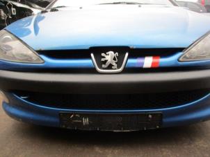 Used Bonnet Peugeot 206 SW (2E/K) 2.0 HDi Price on request offered by Boekholt autodemontage B.V