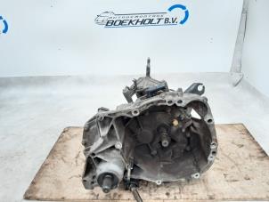 Used Gearbox Renault Clio II (BB/CB) 1.2 16V Price € 151,25 Inclusive VAT offered by Boekholt autodemontage B.V