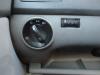 Interruptor de luz de un Volkswagen Polo IV (9N1/2/3), 2001 / 2012 1.4 16V, Hatchback, Gasolina, 1.390cc, 55kW (75pk), FWD, BBY, 2001-09 / 2007-05, 9N1; 2 2002