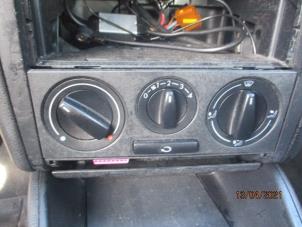 Used Heater control panel Volkswagen Golf IV (1J1) 1.4 16V Price € 25,00 Margin scheme offered by Boekholt autodemontage B.V