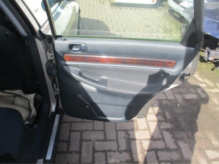 Türverkleidung 4-türig rechts hinten van een Audi A4 Avant (B5) 1.6 2000