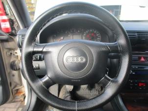 Gebrauchte Airbag links (Lenkrad) Audi A4 Avant (B5) 1.6 Preis auf Anfrage angeboten von Boekholt autodemontage B.V