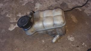 Used Expansion vessel Landrover Discovery II 2.5 Td5 Price on request offered by Boekholt autodemontage B.V