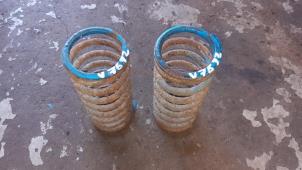 Used Front spring screw Landrover Discovery II 2.5 Td5 Price on request offered by Boekholt autodemontage B.V