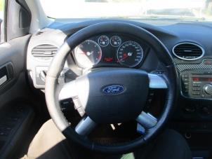 Used Steering wheel Ford Focus 2 Wagon 1.8 TDCi 16V Price on request offered by Boekholt autodemontage B.V