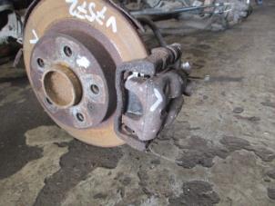 Used Rear brake calliper, left Opel Astra H (L48) 1.9 CDTi 100 Price € 50,00 Margin scheme offered by Boekholt autodemontage B.V