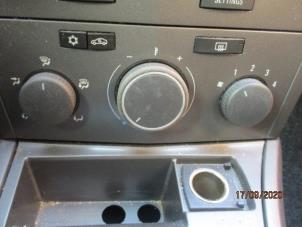 Used Heater control panel Opel Astra H (L48) 1.9 CDTi 100 Price on request offered by Boekholt autodemontage B.V